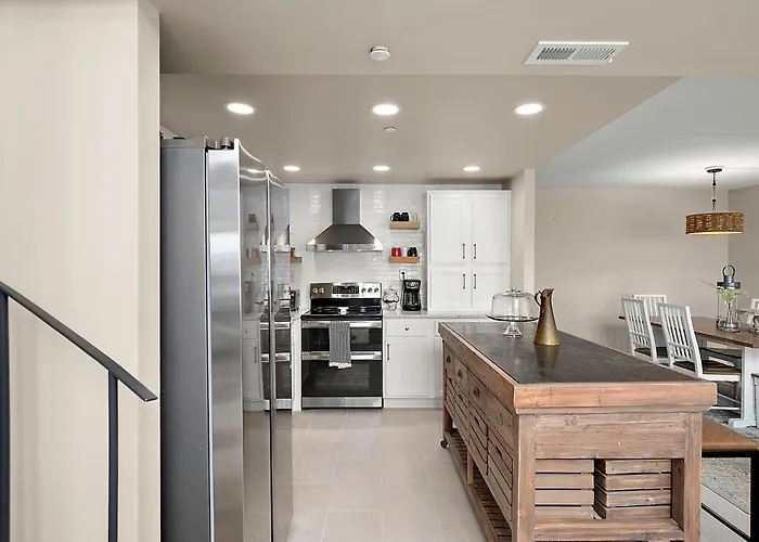 Quay - Luxury Penthouse Condo! *