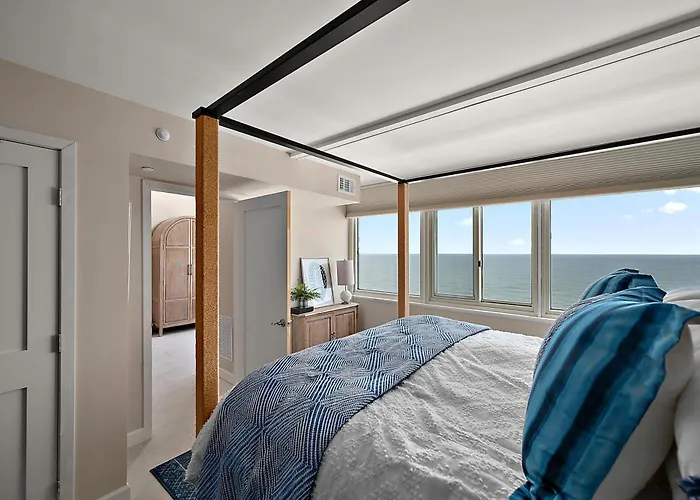 Quay - Luxury Penthouse Condo! Ferienhaus *