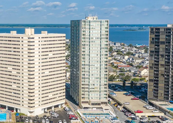 Quay - Luxury Penthouse Condo! Ferienhaus *